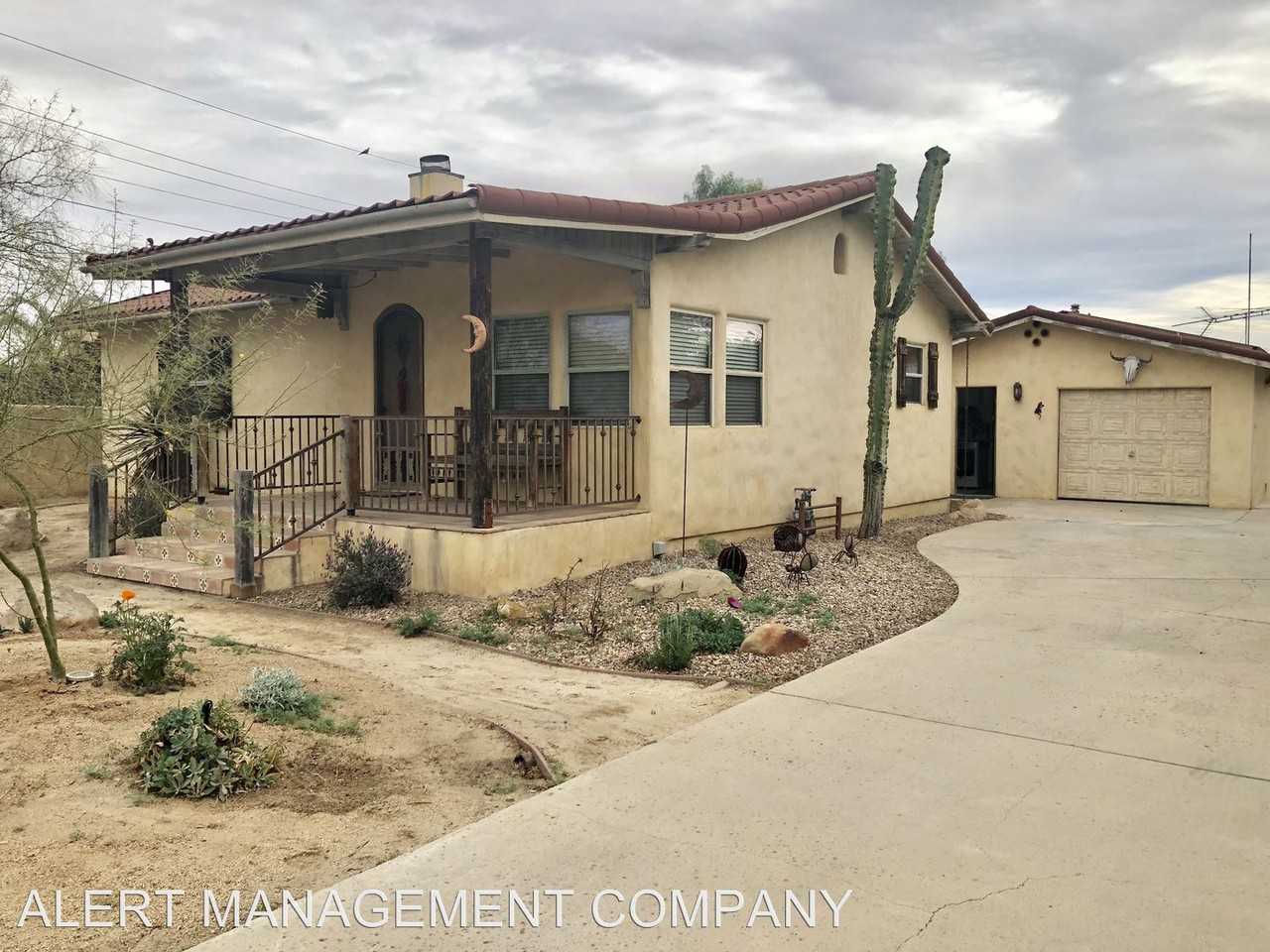 4792 Strickland Dr - Photo 3 of 26