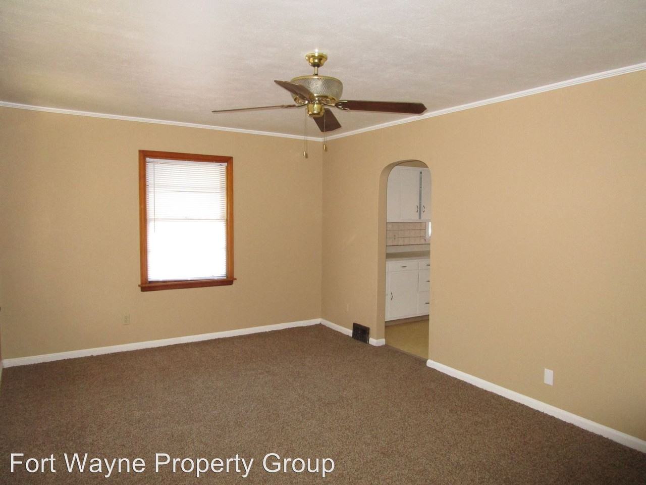 226 W Packard Ave - Photo 3 of 10