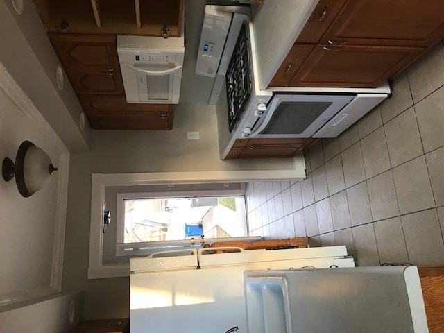 707 Lee Blvd - Photo 2 of 7