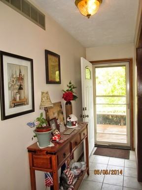 2960 Amherst Ave - Photo 2 of 41