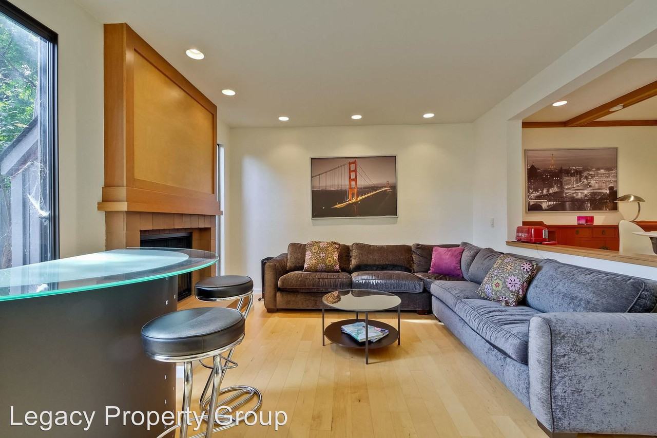 128 Amherst Ave - Photo 2 of 36