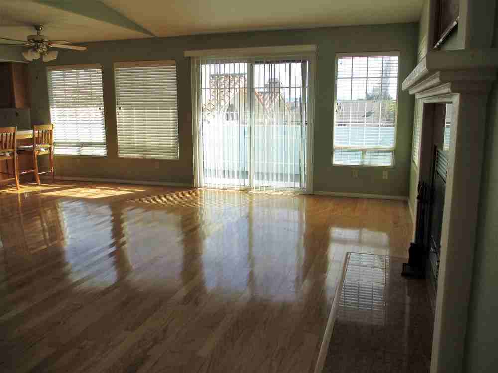 1012 Brighton Avenue - Photo 3 of 8