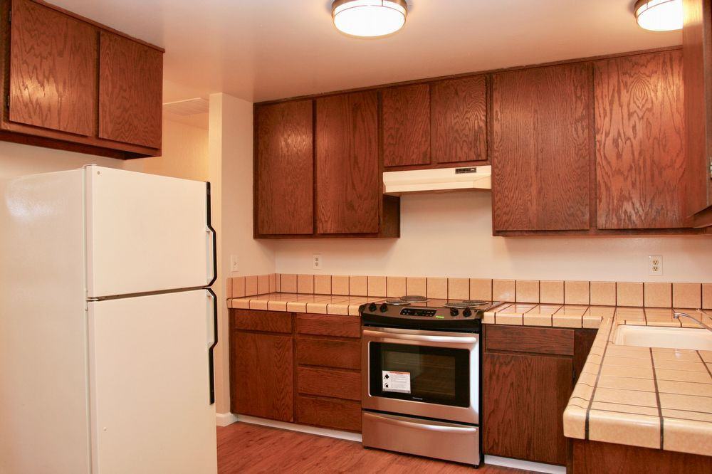 941 Miramonte Ave - Photo 2 of 13