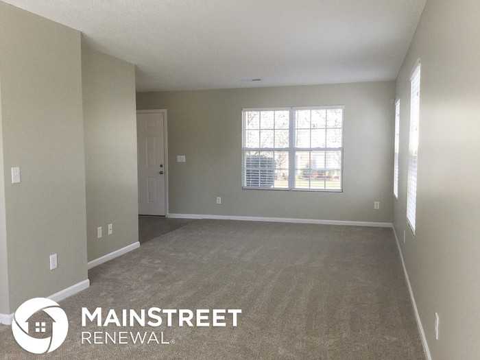 5203 Weeping Cherry Dr - Photo 3 of 18