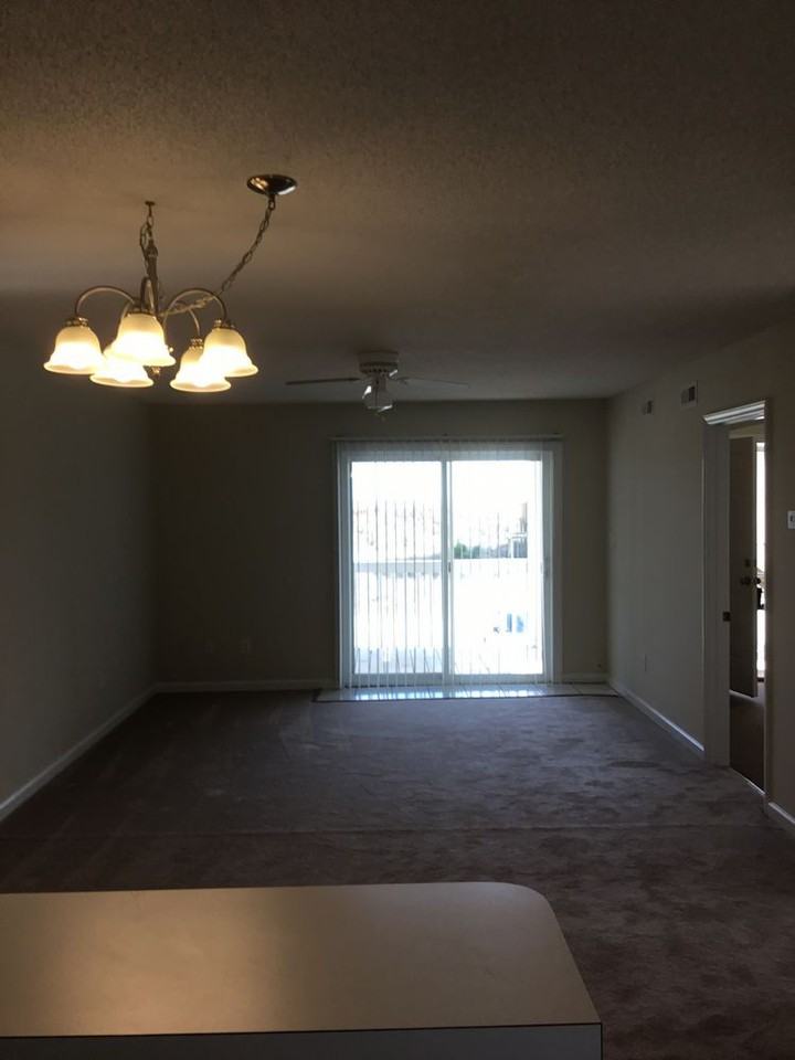 237 Seashore Dr #c - Photo 3 of 9