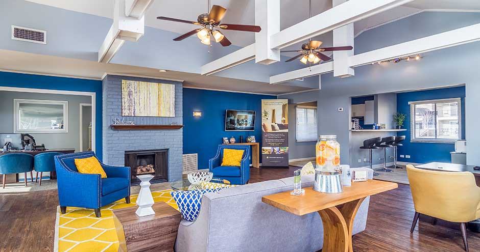 Lakes At Fountain Square Apartments - Photo 3 of 25