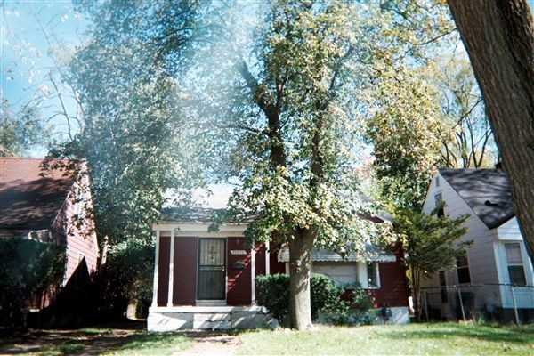 20290 Lindsay St - Photo 2 of 3