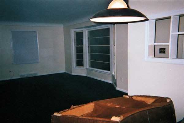 20290 Lindsay St - Photo 3 of 3