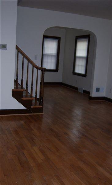 2010 Lansing Ave - Photo 2 of 10