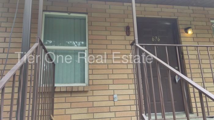 676 Lebon Cir - Photo 3 of 18