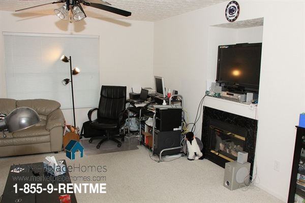 1613 Sarin St - Photo 3 of 9