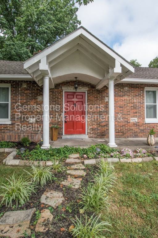 405 Scott Ave - Photo 3 of 35