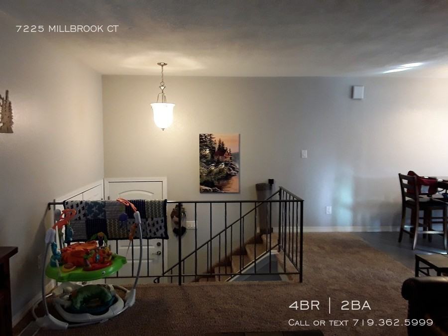 7225 Millbrook Ct - Photo 3 of 22