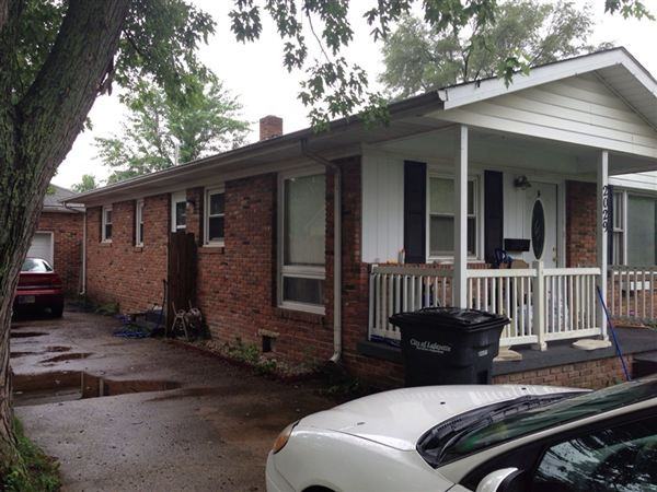 2029 Schuyler Ave - Photo 3 of 8