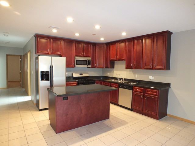 4921 95th St #2 - Photo 3 of 16