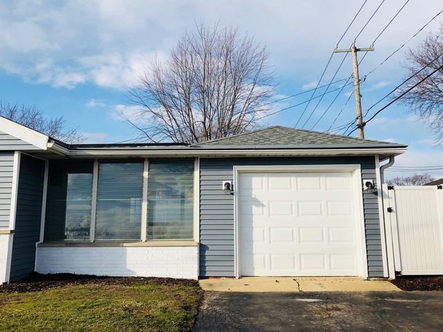 4551 Fairview Ave - Photo 3 of 18