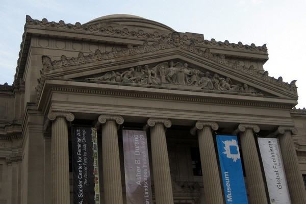 Kings & Queens Apartments - Danbury - Photo 3 of 20