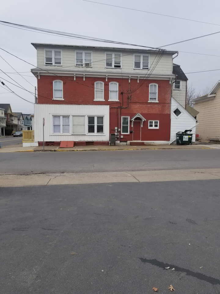 357 161-163 N 4th & 357 Race Street - Photo 2 of 3