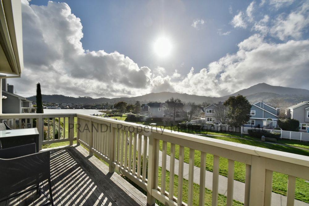 10 Drakes View Cir - Photo 2 of 31