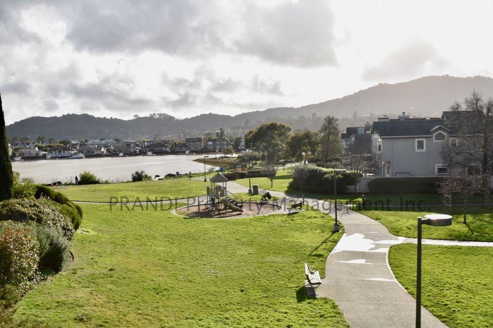 10 Drakes View Cir - Photo 3 of 31