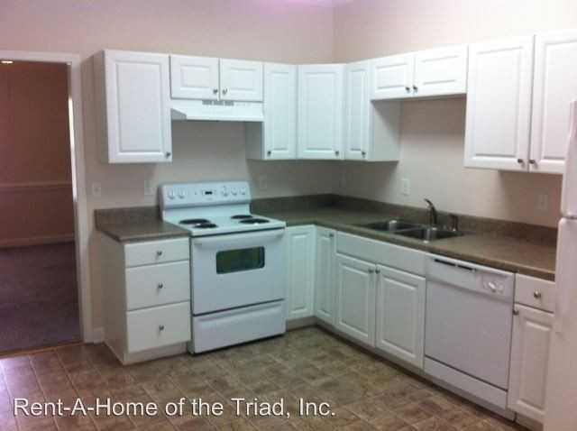 3805 Baylor St - Photo 2 of 7