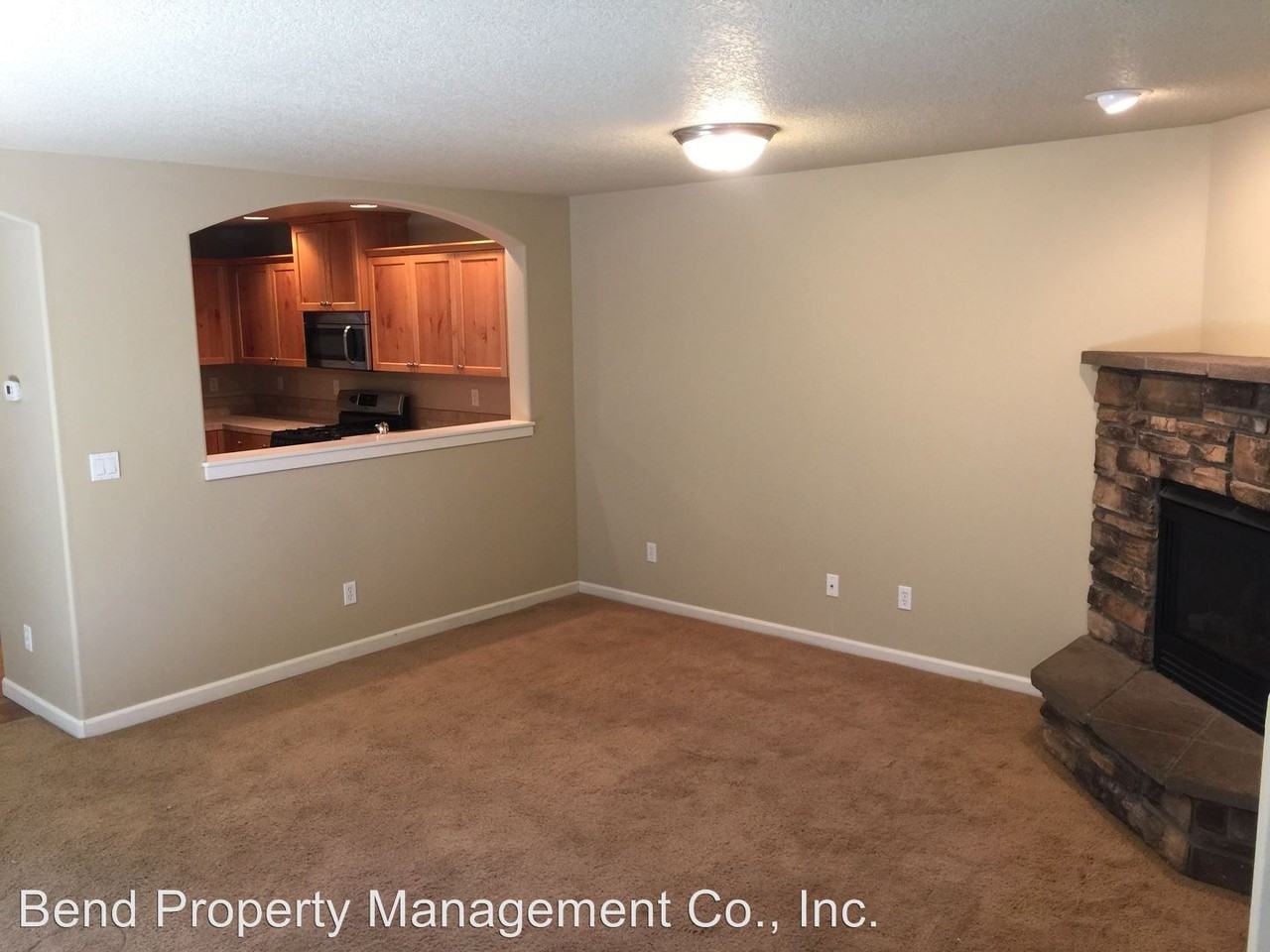 20491 Brentwood Ave - Photo 3 of 17