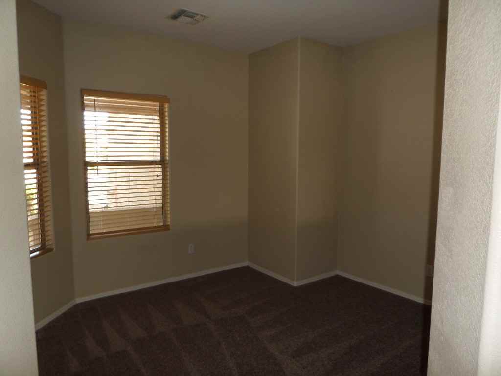 3430 N 130th Dr - Photo 3 of 15