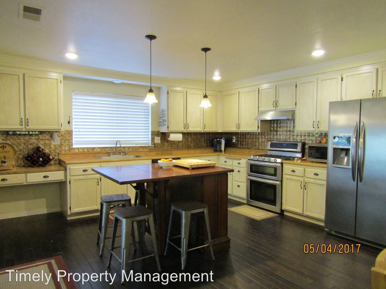 2354 Pinercrest Dr - Photo 3 of 13