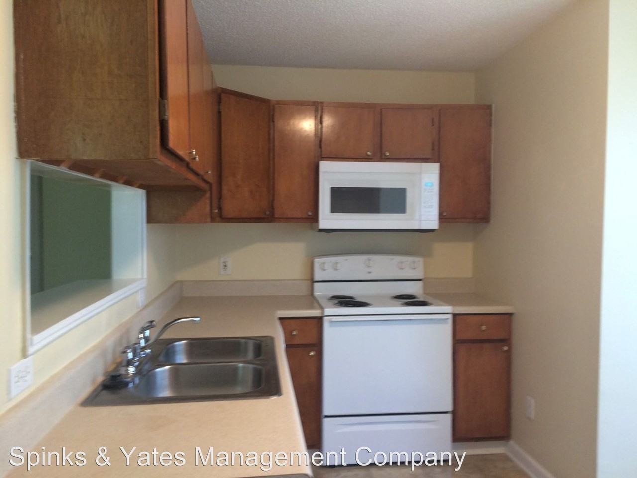 3301 Roanoke Road - Photo 3 of 7