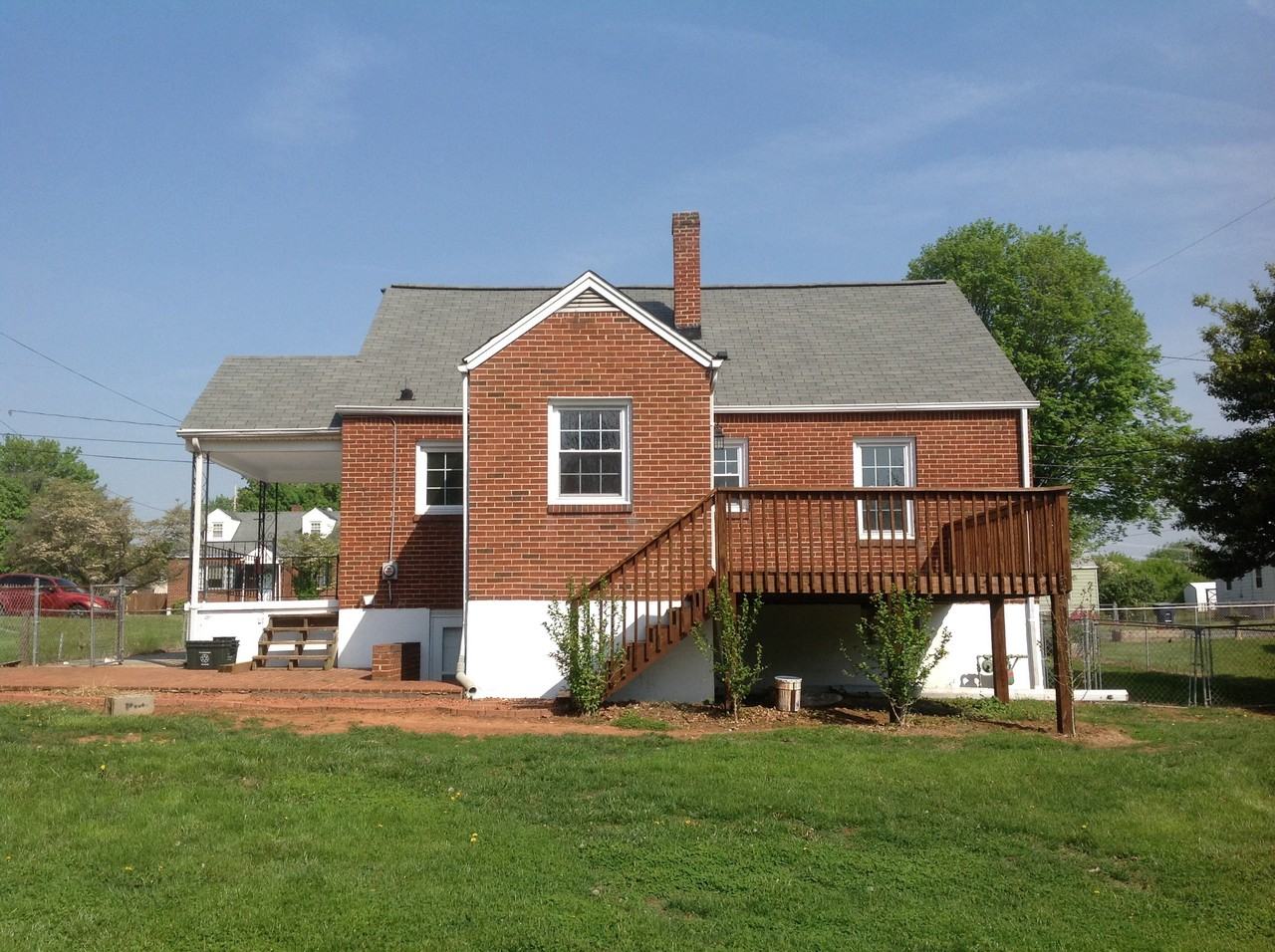 2607 Dorchester Dr NW - Photo 2 of 7