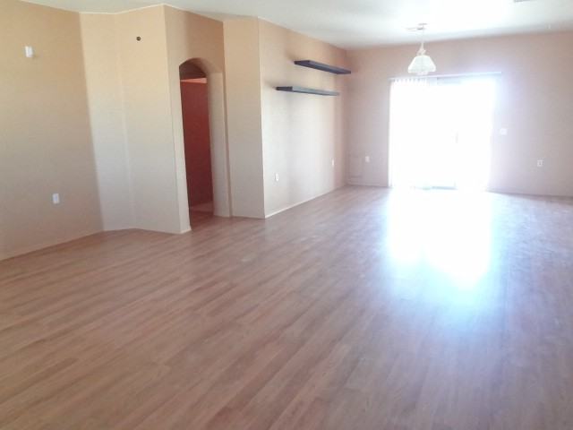 16705 W Jaguar Ln - Photo 3 of 14