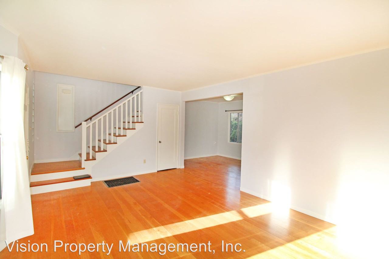 2719 Barry Pl - Photo 3 of 14