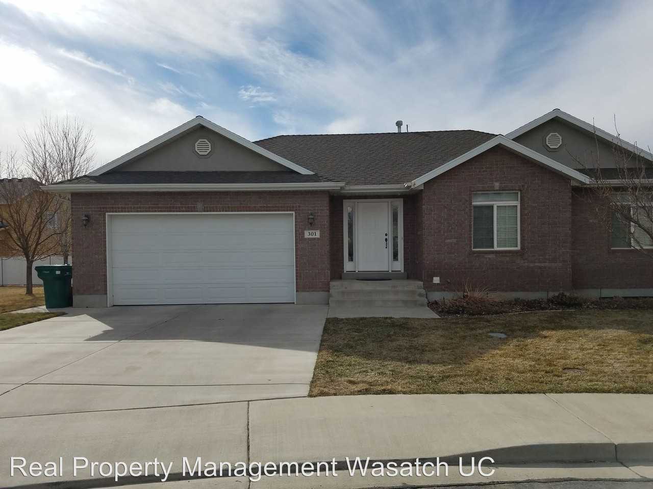 301 W 300 S St - Photo 2 of 17