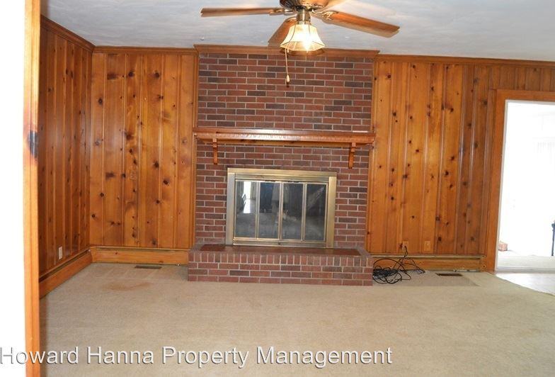 143 N Indiantown Rd - Photo 3 of 15