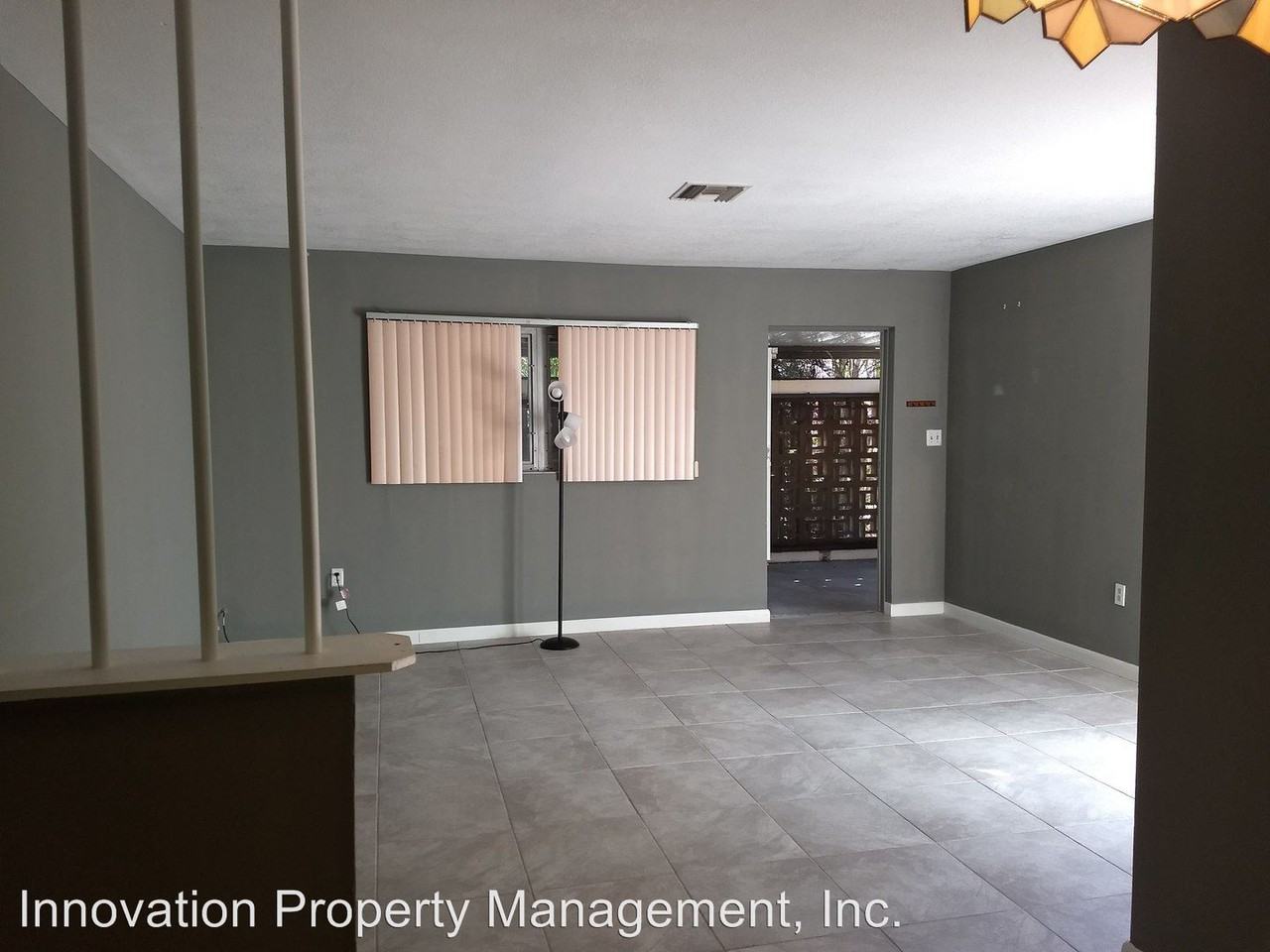 436 E St - Photo 3 of 9