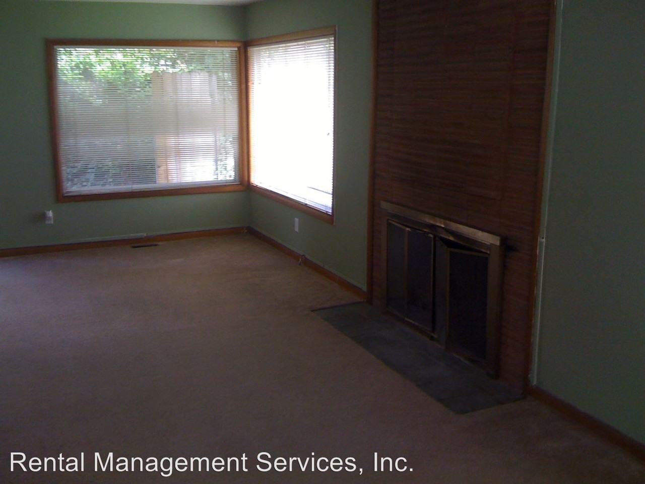 3119 SE 56th Ave - Photo 3 of 7