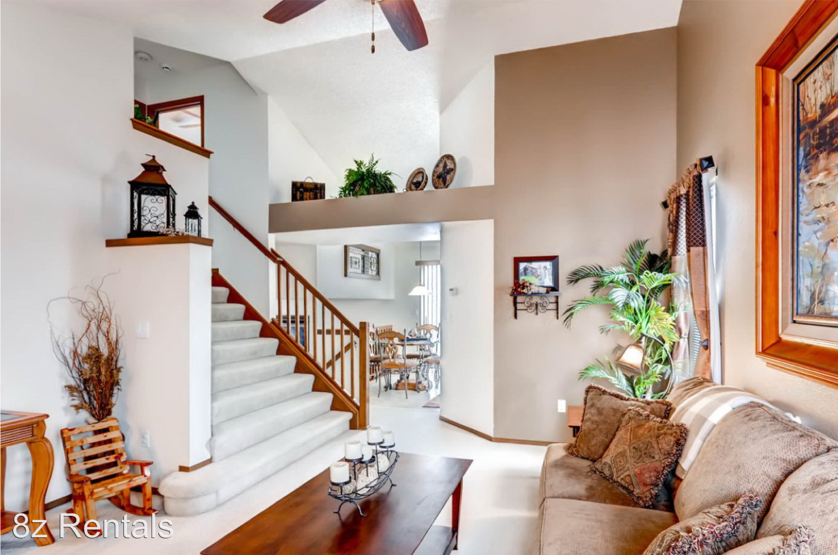 9669 Teller Ct - Photo 3 of 17