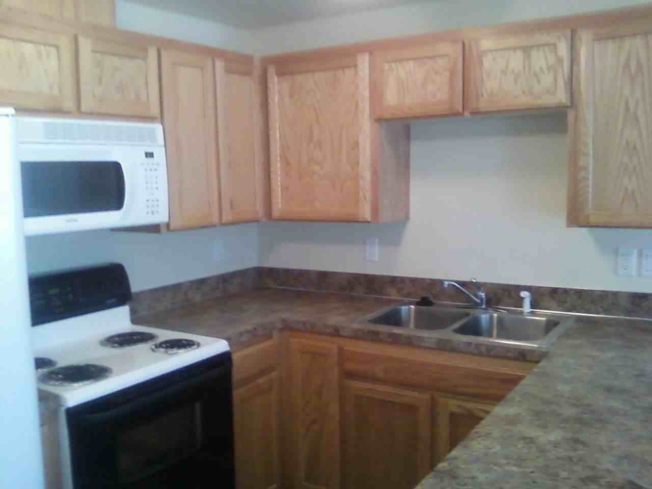 324 Maylea Pl - Photo 2 of 14