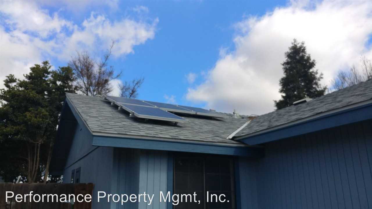 104 Carter Way - Photo 3 of 5