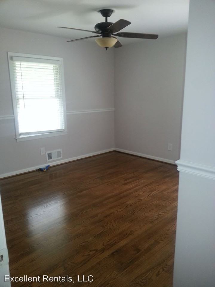 7615 W 72nd Terrace - Photo 3 of 8