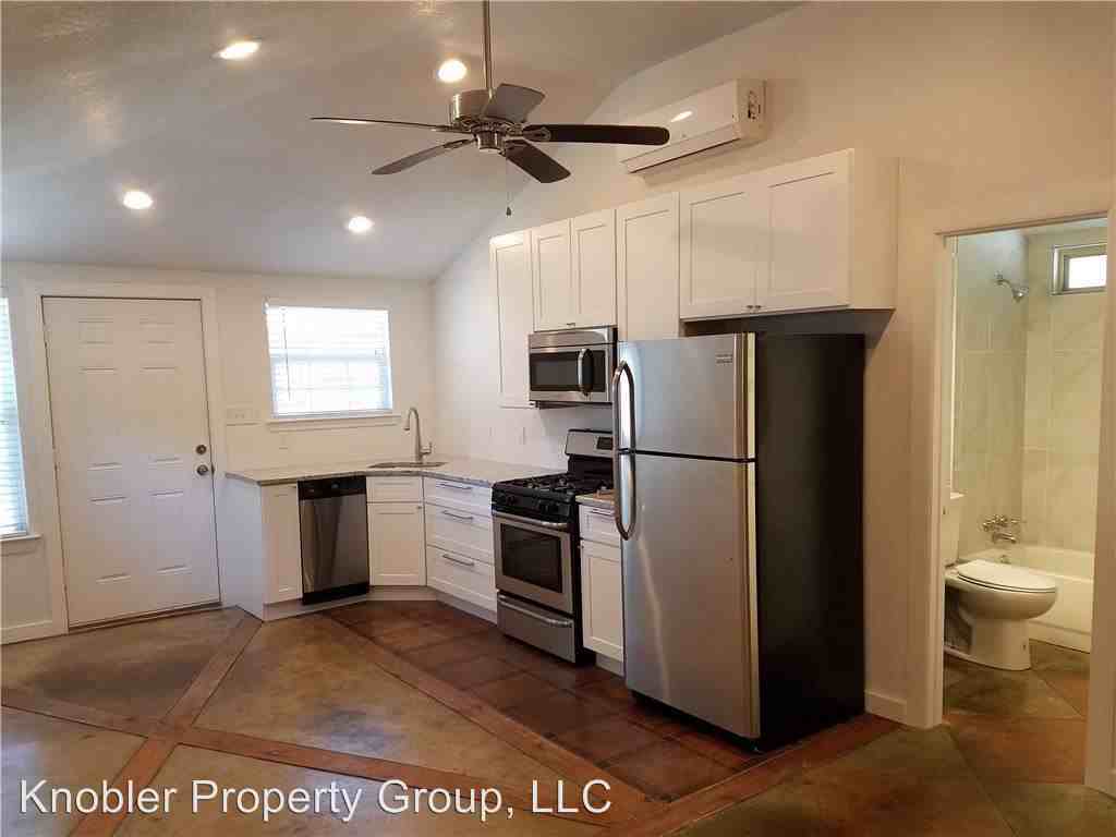 5450 Martel Ave - Photo 3 of 15