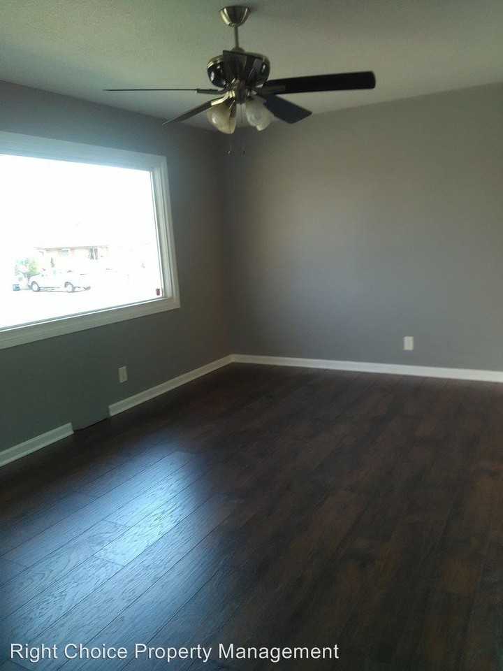 7818 NE 51st Terrace - Photo 3 of 12