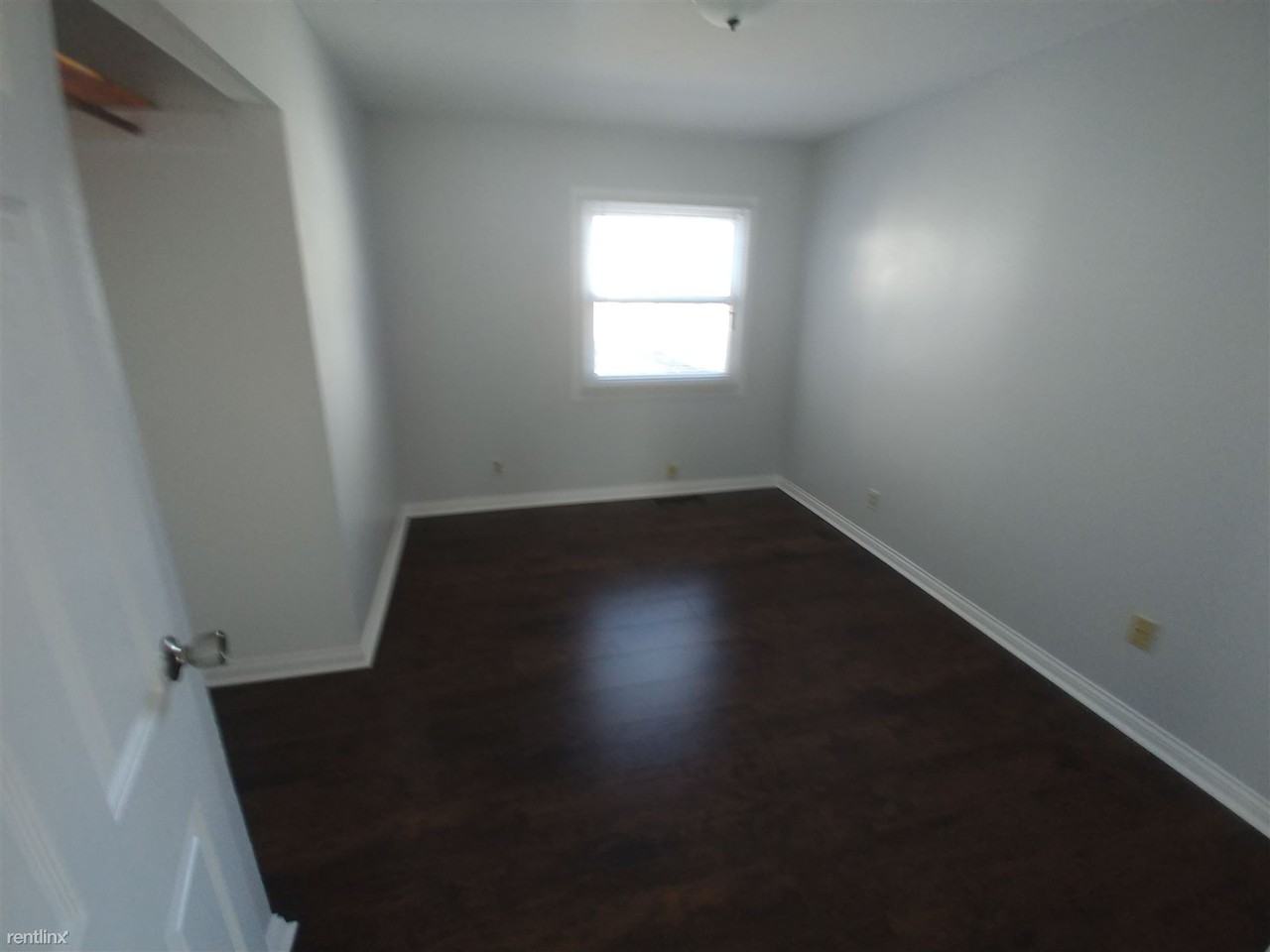 6532 W Euclid Ave - Photo 2 of 8