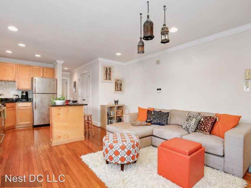 420 Oklahoma Ave NE #103 - Photo 2 of 16
