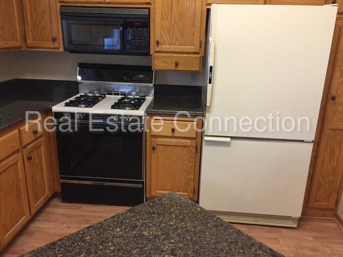 9498 173rd St W - Photo 3 of 16