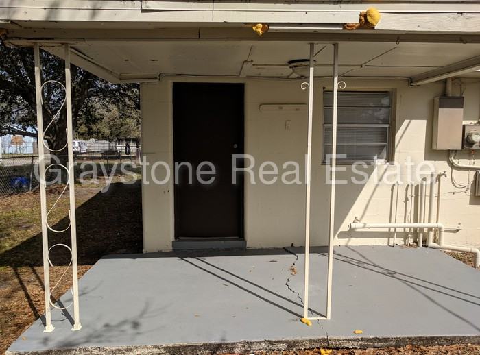 2008 Hickory St - Photo 2 of 14