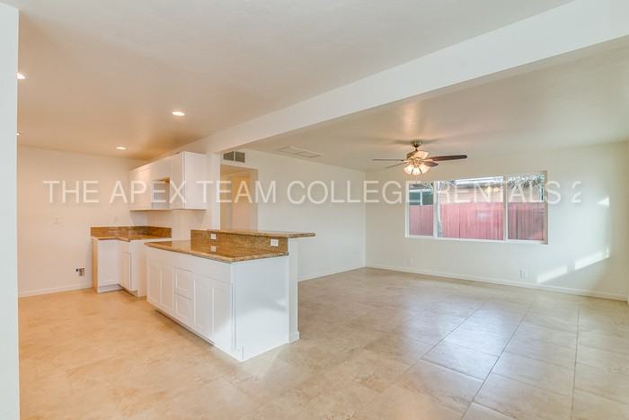 349 S Highland Ave - Photo 3 of 3
