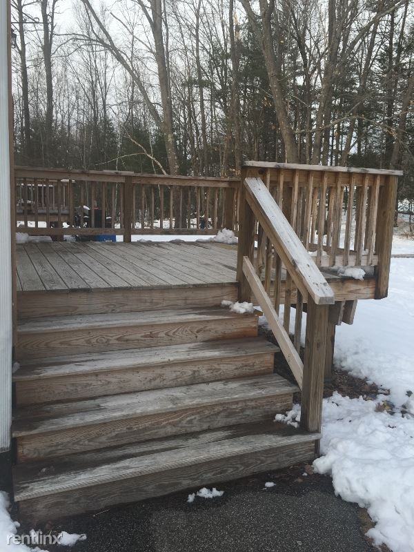 31 Holly Ln - Photo 3 of 14