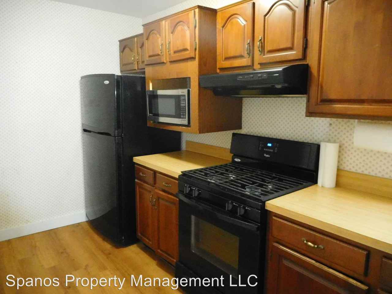 198 N Pond Rd - Photo 2 of 17