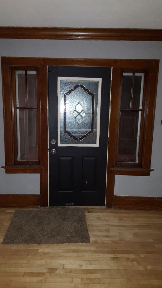 2720 N 54th St - Photo 2 of 27